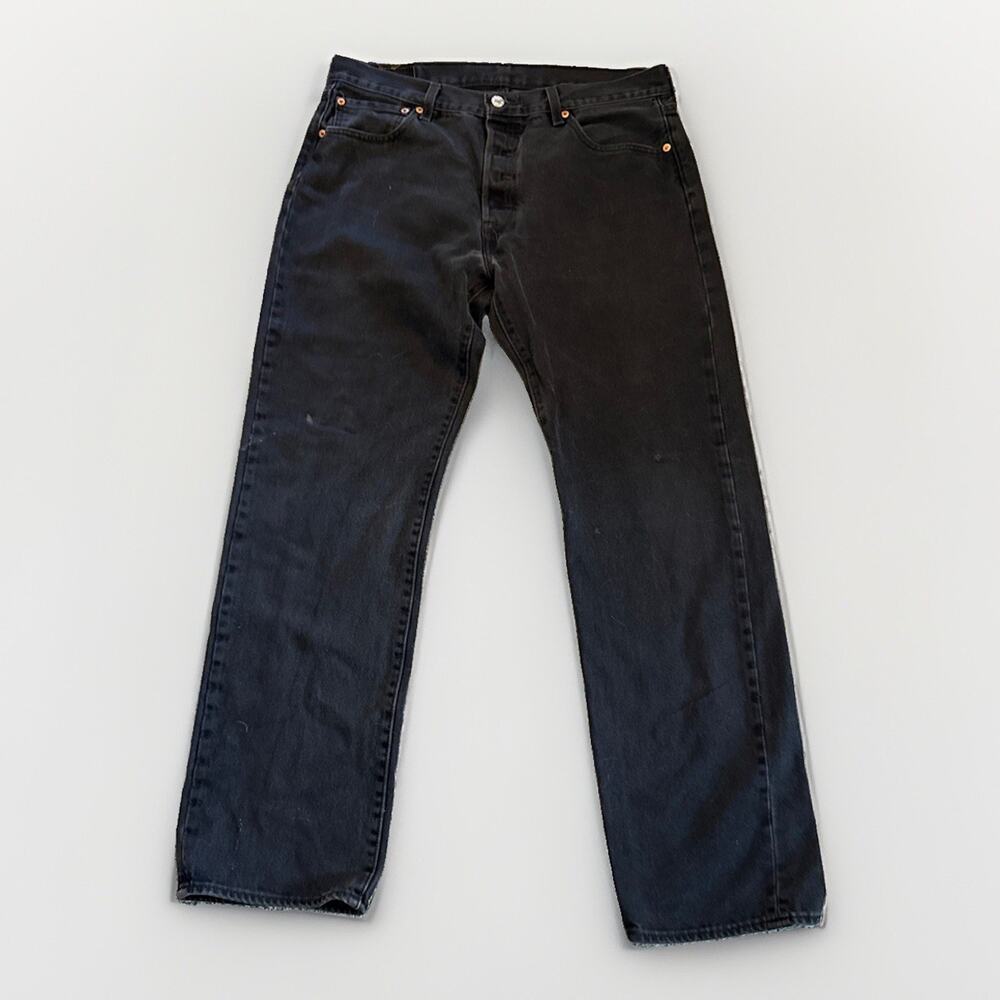 Levi's 501 Men's Jeans - Black 34x32, Classic Button Fly